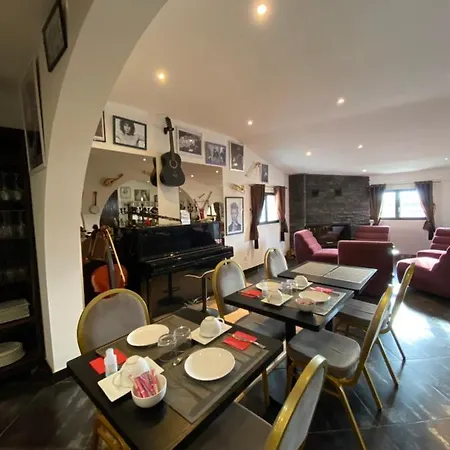 فندق مبيت وإفطار Le Moulin 4*