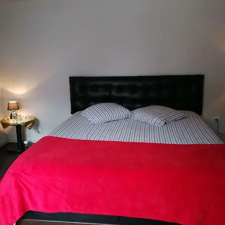 فندق مبيت وإفطار Le Moulin بورنيك